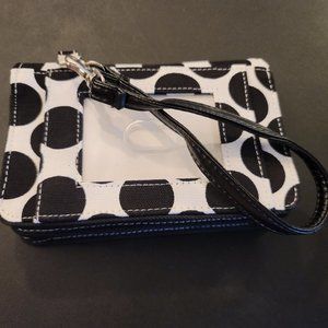 Thirty-One Every-Day Wristlet in Spotty